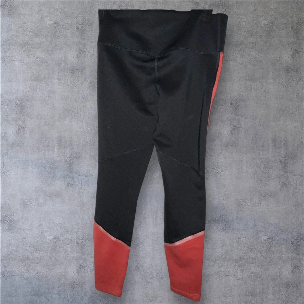 Colorblock Black and Red Leggings